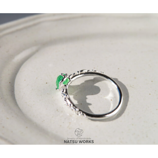 グリーン ガーネット リング / Mint Green Garnet Ring | iichi 日々の