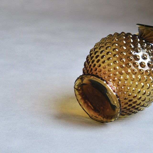 Indiana Glass】ヴィンテージ / アメリカ製 / ガラス花瓶 / アンバー