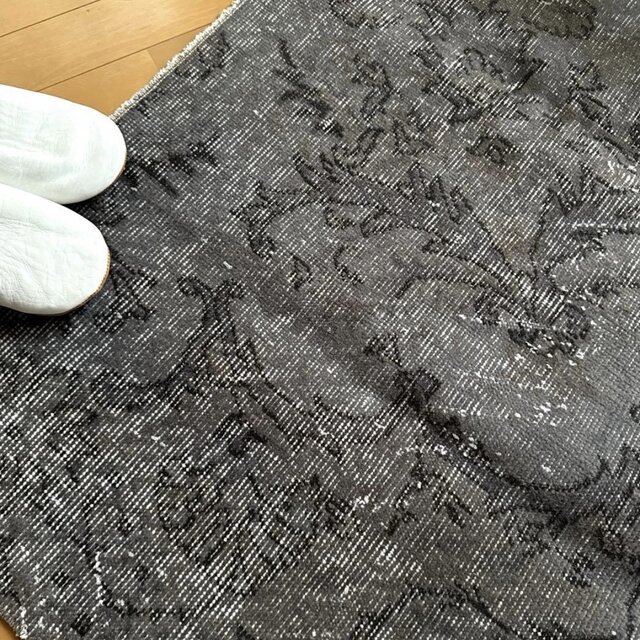 92.5×92.5 正方形 ダークグレイ ボタニカル トルコヴィンテージラグ