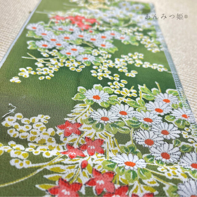 c*i様 ■6215■アンティーク■正絹縮緬■若葉色　チューリップ柄　刺繍半衿■ c*i様 □6215□アンティーク□正絹縮緬□若葉色 チューリップ柄