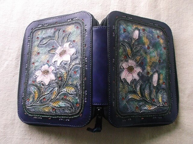 レザーブックカバー ラウンドファスナータイプ 文庫サイズ | iichi