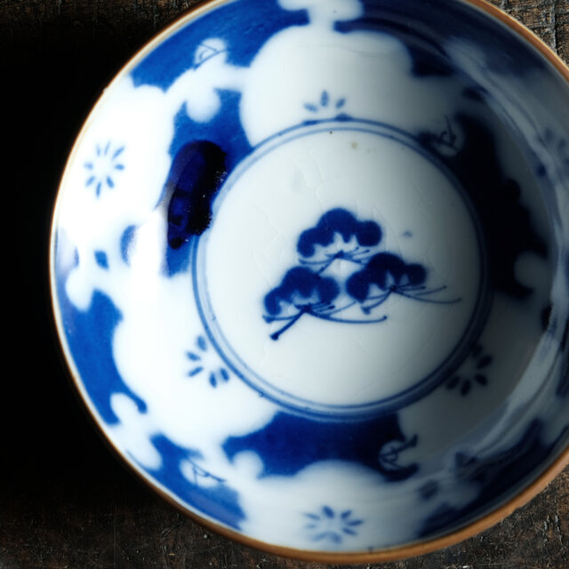 おめでたい絵付け◇松と梅。伊万里 松梅文染付鉢 碗 骨董/antiques