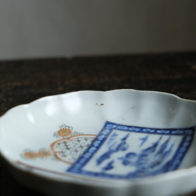 お正月に◇花と山水図。伊万里 色絵印判金彩小皿 骨董/antiques 古美術