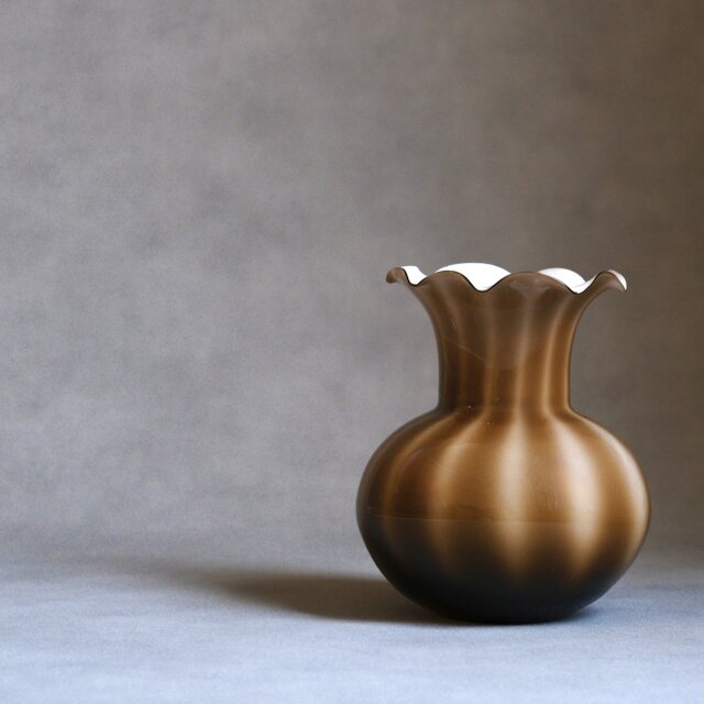 レトロ　昭和　ビンテージ　ダークブラウン 陶器製 花瓶 約30cm レトロ 昭和 ビンテージ ダークブラウン 陶器製 花瓶 約30cm