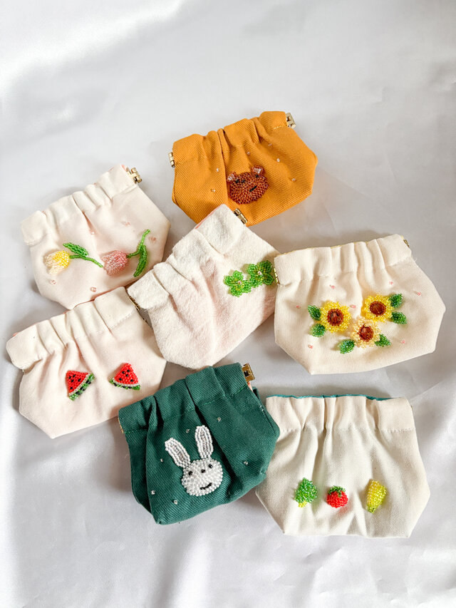 つばちっちページ❤バネロポーチ つばちっちページ❤バネロポーチ うねうねごろごろさんのねこの形の