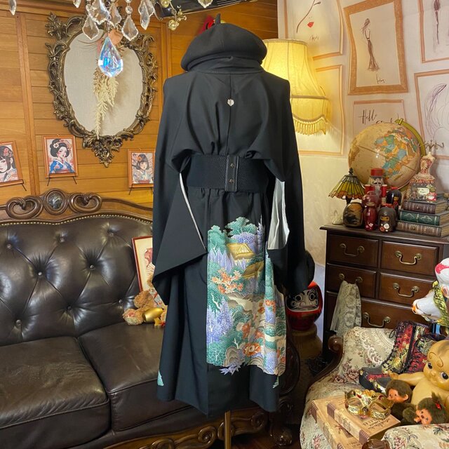 【訳あり】黒留袖 着物 リメイク ワンピース ドレス 和洋折衷 洗える 化繊 ハンドメイド レトロ 古着 と茅葺き、山水画の叙事詩 TKW-99 訳あり】黒留袖 着物 リメイク ワンピース ドレス 和洋折衷 洗える