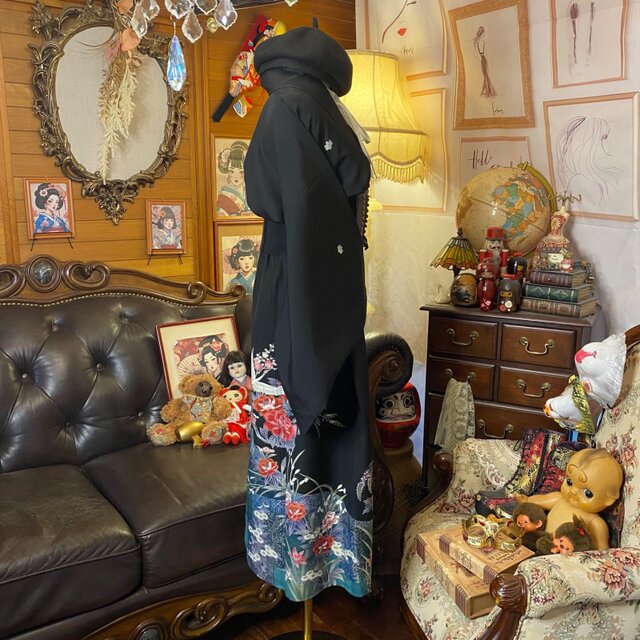 黒留袖 単衣着物 リメイク ワンピース ドレス セミロング 和洋折衷 洗える 化繊 ハンドメイド レトロ 古着 飛鶴と四季の花々 TKW-102 黒留袖 単衣着物 リメイク ワンピース ドレス セミロング 和洋折衷