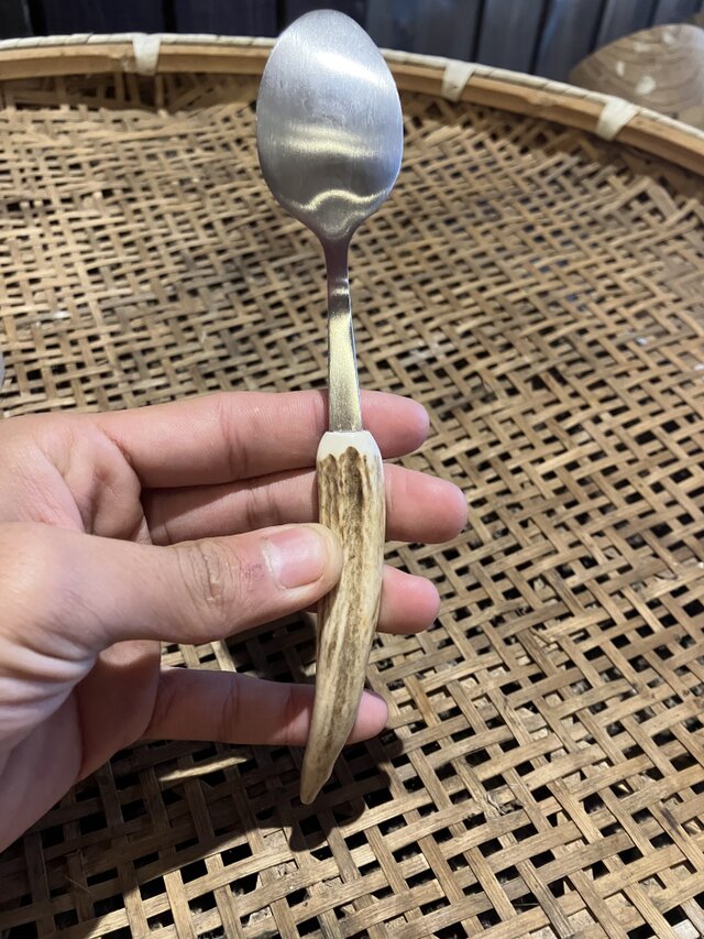 鹿角スプーン 手作り 一点物 | iichi 日々の暮らしを心地よくする