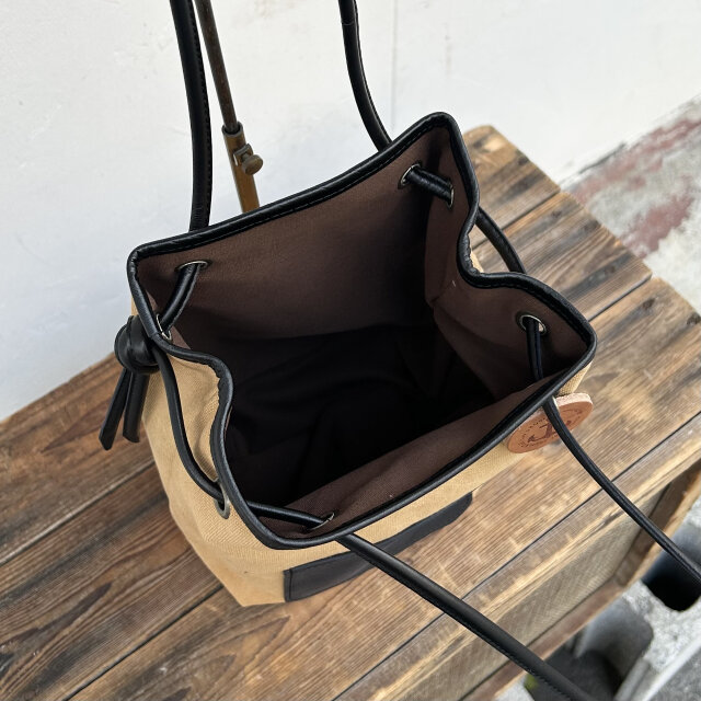 Plage/プラージュ　 巾着バック nico Amazon.co.jp: プラージュPlage les Tendre leather クラッチ 巾着