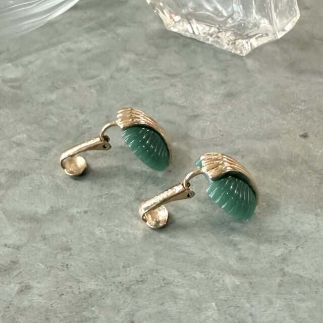 YA219-【 AVON 】エイボン・ヴィンテージイヤリング Convertible Jade