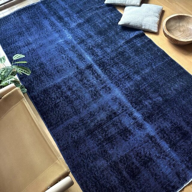 トルコヴィンテージラグ　ペールグレー、ネイビー、オーバーダイ トルコヴィンテージラグ ペールグレー、ネイビー、オーバーダイ トルコ