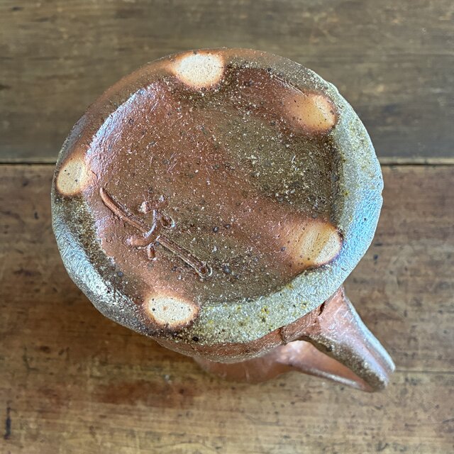 穴窯焼締 把手付き花入｜薪窯｜陶器｜一点もの | iichi 日々の暮らしを