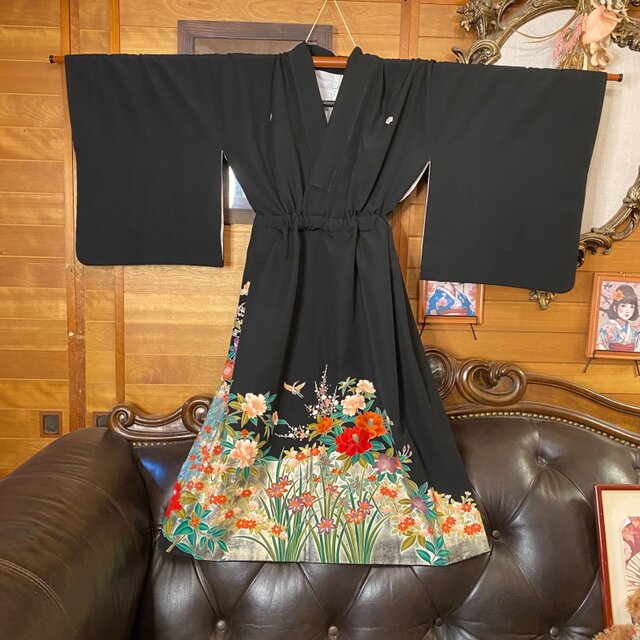 チュニックワンピース✿総丈86㎝✿黒留袖✿和モダン（着物リメイク） 黒留袖の品格 アクセントカラーワンピース 着物リメイク フォーマル