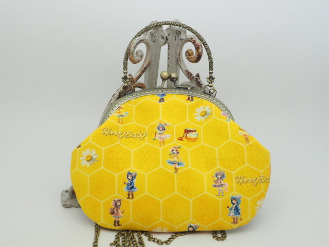 Honey Baby」がま口バッグ・スマホショルダー・チェーン付き・ポーチ