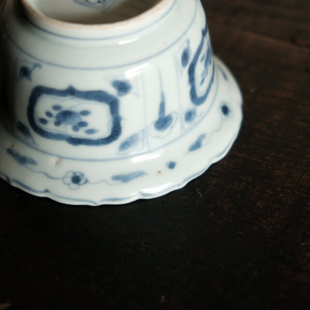 古美術好きに◇見込みに人物図。伊万里 染付芙蓉手猪口 向付 骨董