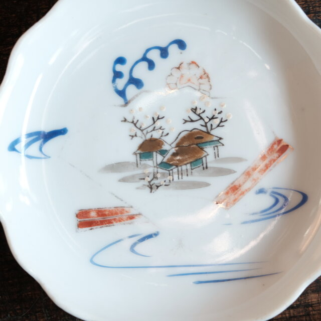 素朴で可愛い時代色絵小皿3客◇瀬戸焼 花文骨董・antiques 丁寧な