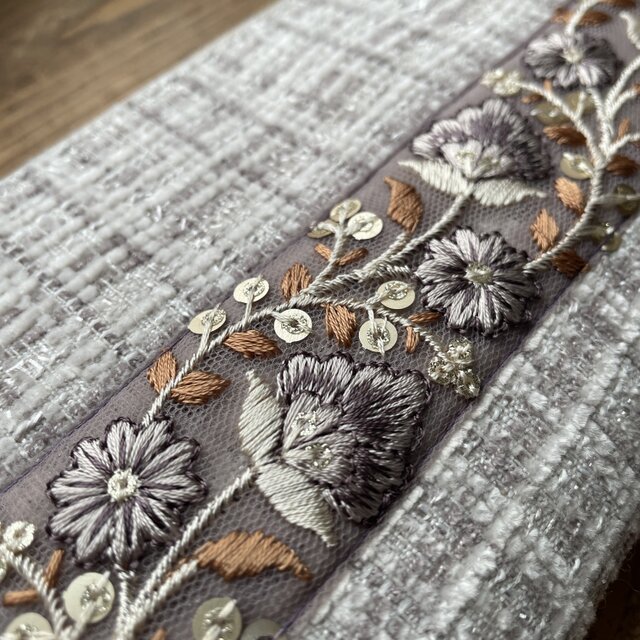 インド刺繍リボンL字ファスナー長財布(グレー系ツイードⅠ) | iichi