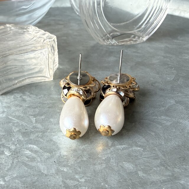 ピアス　No.688 P737-ヴィンテージピアス Cut Glass Rhinestone Floral Drop Pearl