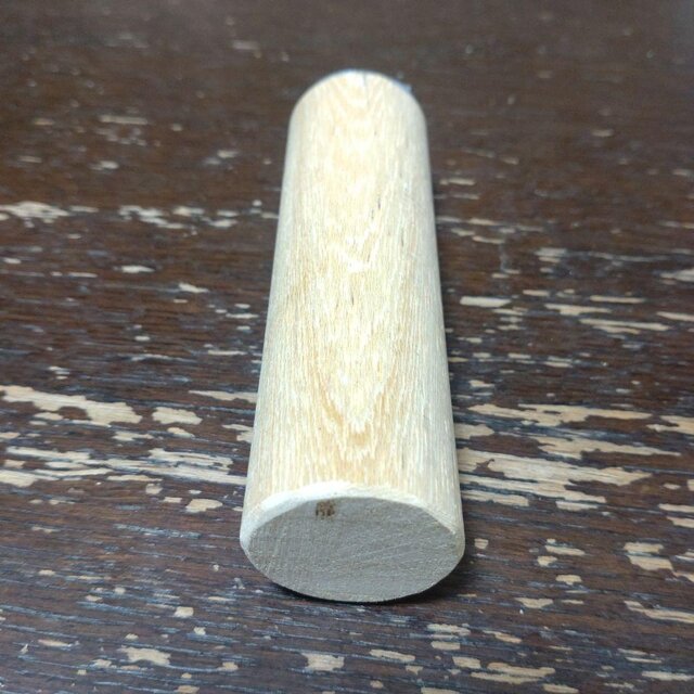丸棒止まり木（南洋材）（TOY-08-050) (11.3cm) S30 | iichi 日々の