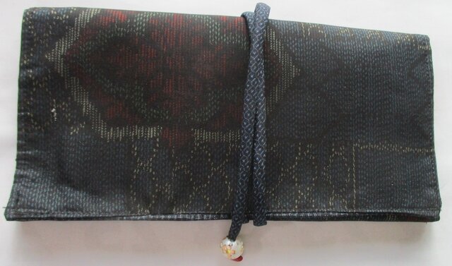 8578 色大島紬の着物で作った和風財布・ポーチ | iichi 日々の