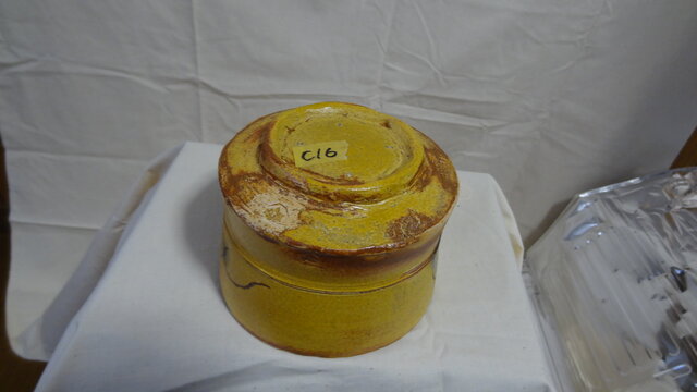 C16 黄瀬戸茶碗 | iichi 日々の暮らしを心地よくするハンドメイドや