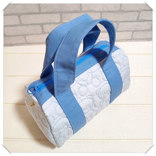 くま柄キルト☆2wayにもなる台形フォルムのボストンバッグ | iichi