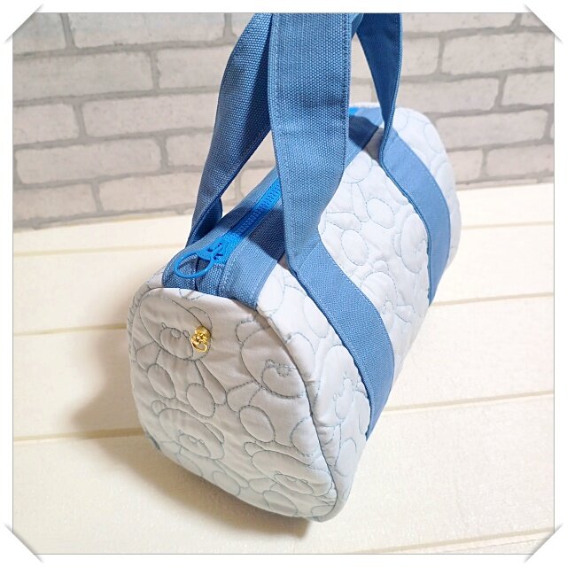 くま柄キルト☆2wayにもなる台形フォルムのボストンバッグ | iichi