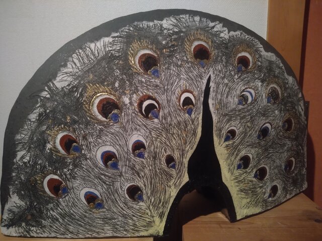 どっしりたとした台　孔雀貝模様 孔雀 | iichi 日々の暮らしを心地よくするハンドメイドやアンティーク