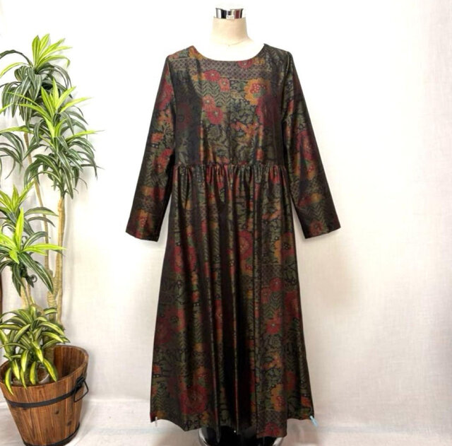 着物リメイク 大島紬花柄ロングワンピース ジャンパースカート 2WAY
