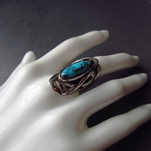 ターコイズのシルバーリング | iichi 日々の暮らしを心地よくする
