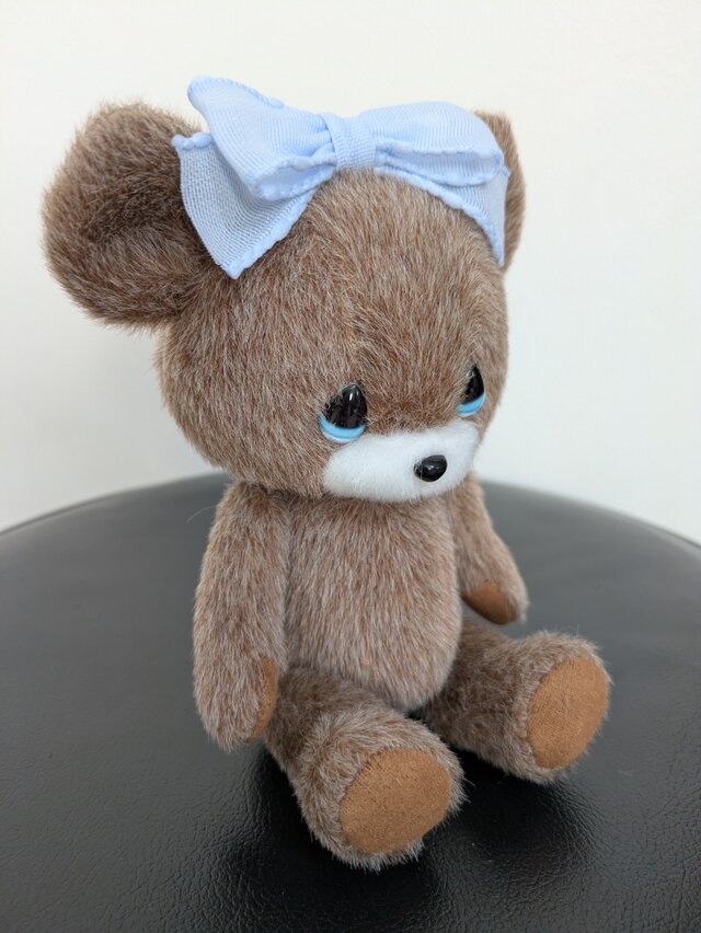 ぬいぐるみ☆くまさん☆上目☆リボン | iichi 日々の暮らしを心地よく