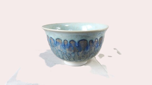 妻の作った　ラスコーの洞窟　抹茶茶碗　陶芸　to be wildの器 C01 抹茶茶碗 受賞作品 ラスター釉かけ分け | iichi 日々の暮らしを
