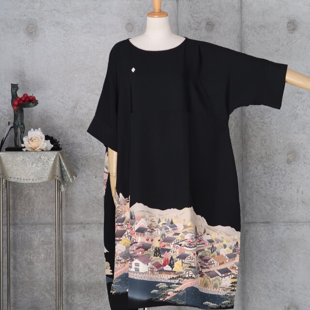 黒留からのワンピース ゆったり目 ドロップショルダー 着物リメイク