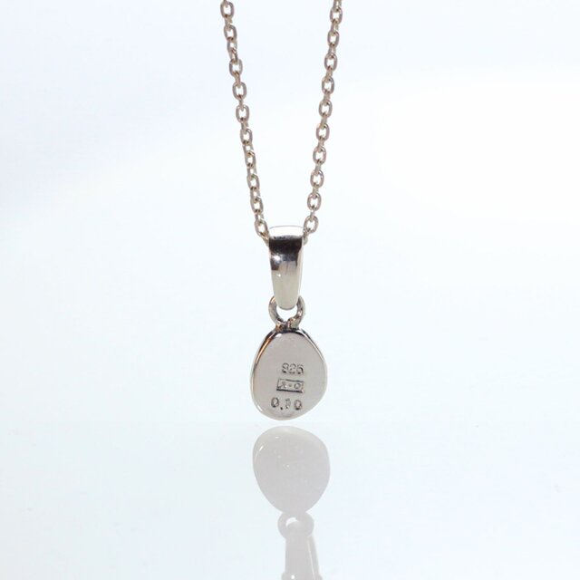 全国無料，新作登場 2CTのオパールシルバーペンダント 2，2ct