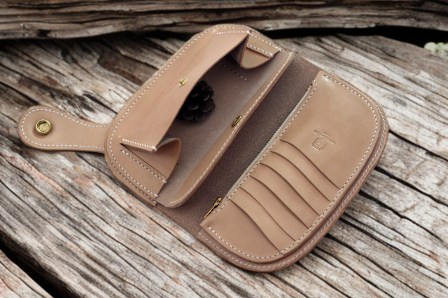 本革サドルレザーコンチョ長財布【受注製作】 | iichi 日々の暮らしを