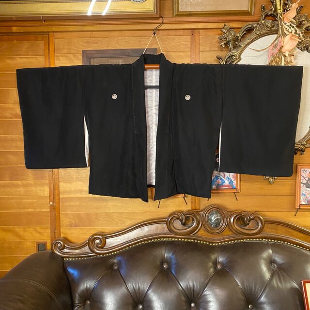 訳あり】黒留袖 着物リメイクセットアップ ツーピース 2部式 スカート 訳あり】黒留袖 着物リメイクセットアップ ツーピース 2部式 スカート