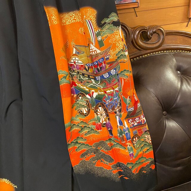 黒留袖 着物 リメイク ワンピース ドレス ロング 和洋折衷 洗える 化繊 ハンドメイド レトロ 古着 黄金の山車と古都の祝祭 TKW-116 黒留袖 着物 リメイク ワンピース ドレス ロング 和洋折衷 洗える 化繊
