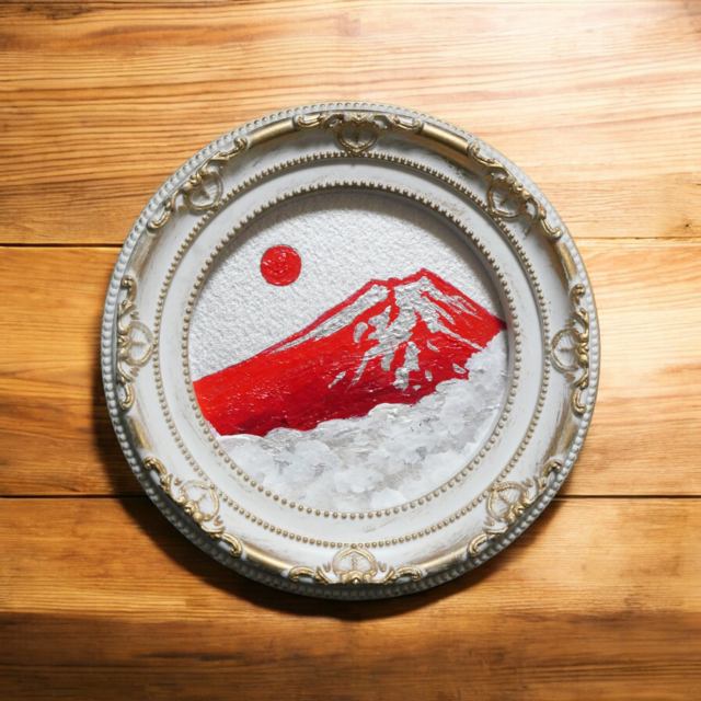油彩画 円形ミニ絵画「赤富士」 銀の空と白い雲 油彩画 円形ミニ絵画「赤富士」 銀の空と白い雲 | iichi 日々の暮らし