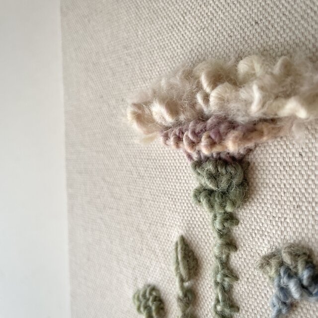 一点もの『手紡ぎ糸のお花. 【一点もの】『手紡ぎ糸のお花. d'』手