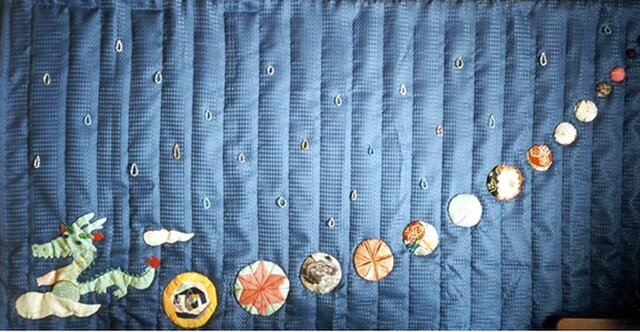 ★パッチワークキルト：オリジナル作品：龍がお宝を連れてやってきた：10万円 ☆パッチワークキルト：龍がお宝を連れてやってきたPatchwork Quilt