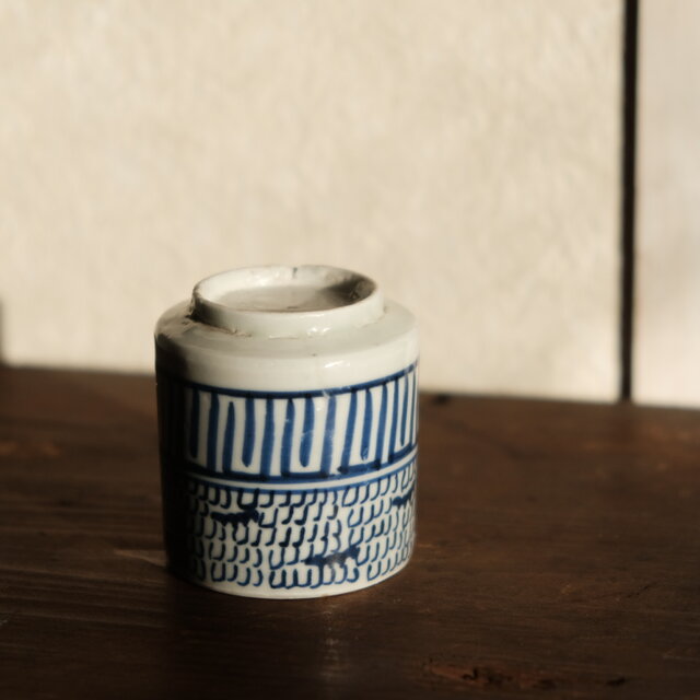 細かな微塵子柄◇伊万里 染付覗き猪口 骨董/antiques 酒器 古民家