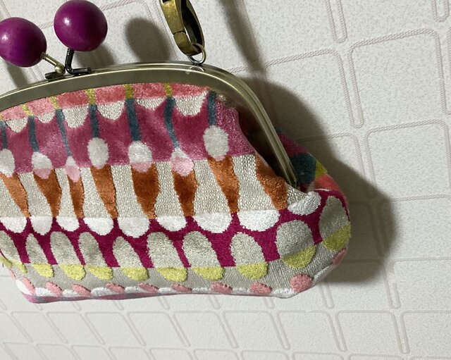 クラーククラーク社輸入生地　カラフル　大きな木玉親子がま口長財布バッグ クラーククラーク社輸入生地 カラフル 大きな木玉親子がま口長財布