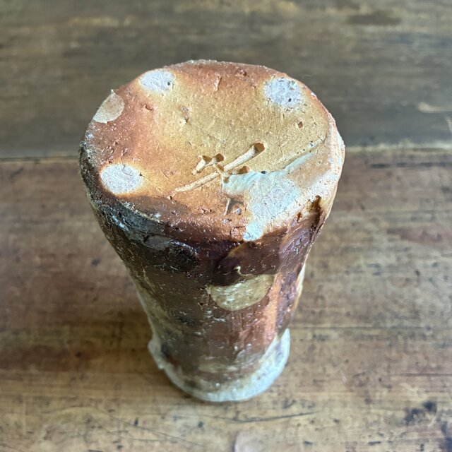 伊賀織部 筒形花入｜穴窯焼成・焼締｜白化粧と鉄の景色｜耳付き花瓶