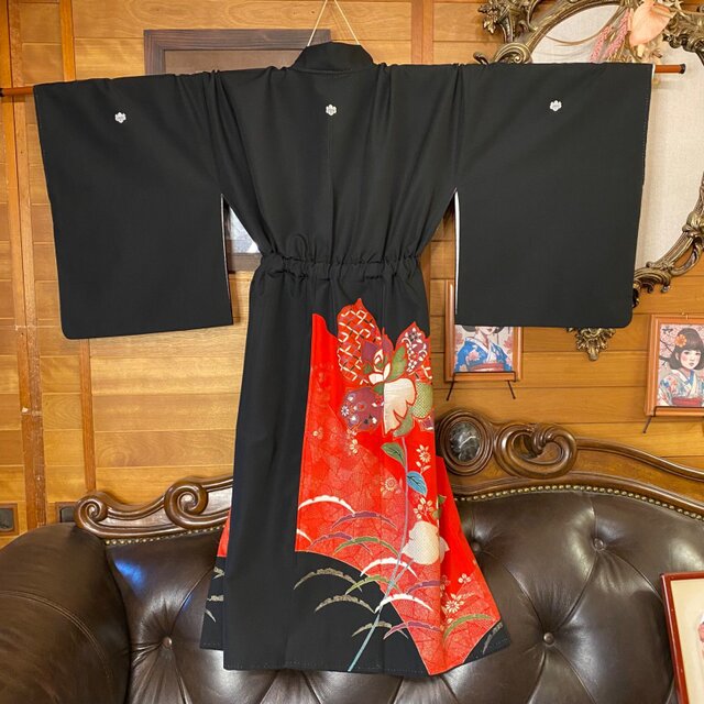 黒留袖 着物 リメイク ワンピース ドレス 和洋折衷 洗える 化繊 真紅の