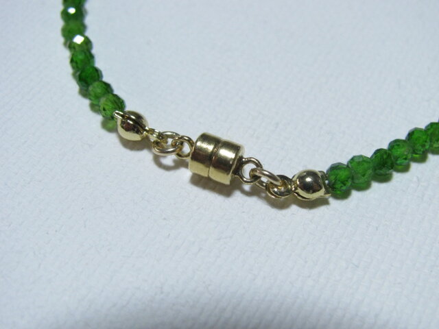 14kgf*クロムダイオプサイド（AAA-）の華奢なブレスレット | iichi