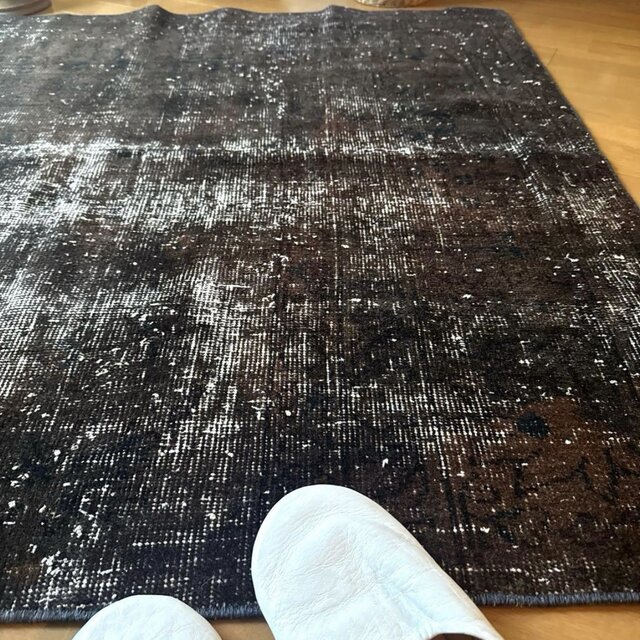 109.5×124 正方形　こげ茶ブラック　擦れシャビー　トルコヴィンテージラグ 109.5×124 正方形 こげ茶ブラック 擦れシャビー トルコヴィンテージ