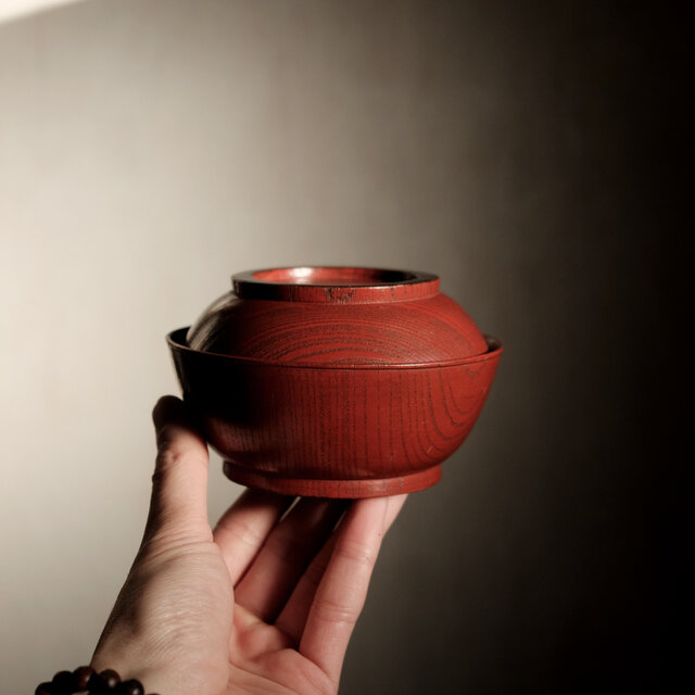 時代物◇赤で素敵。漆芸蓋付碗 欅 漆器 骨董・antiqures 丁寧な暮らし
