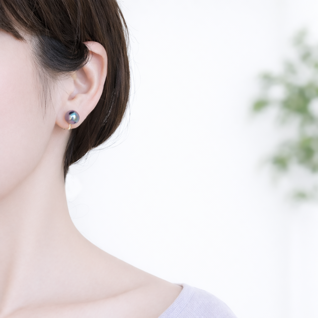 大粒・美しい照り☆ピーコック貝パール10mmのイヤリング・サージカル