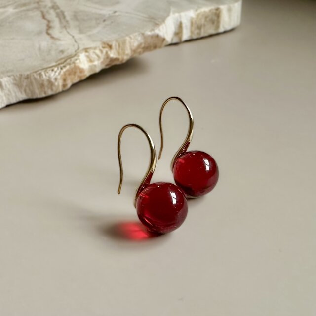 レッドアンバードロップピアス/ 金具変更可（シルバー・イヤリング