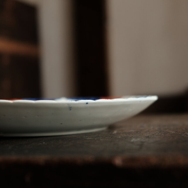 草花と蝶々◇伊万里 花文色絵金彩七寸中皿 古民家 骨董・antiques 明治